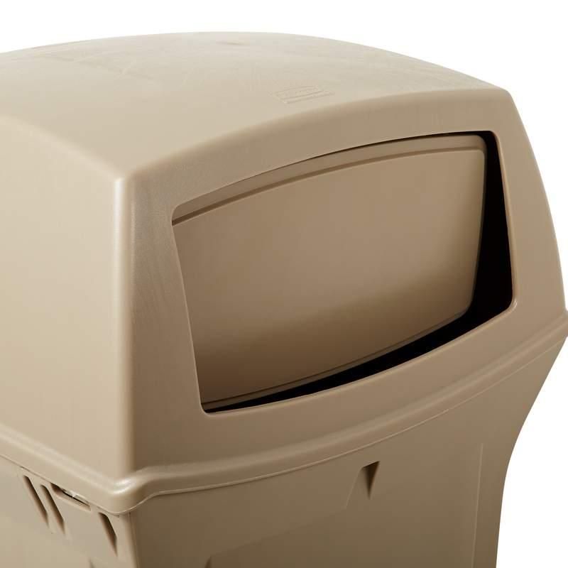Rubbermaid Ranger kültéri szemetes, zárt 132,5L bézs