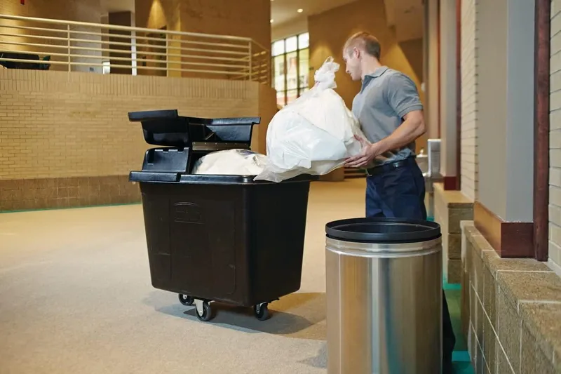 Rubbermaid Cube Truck kerekes szemétgyűjtő és szállító kocsi-400L