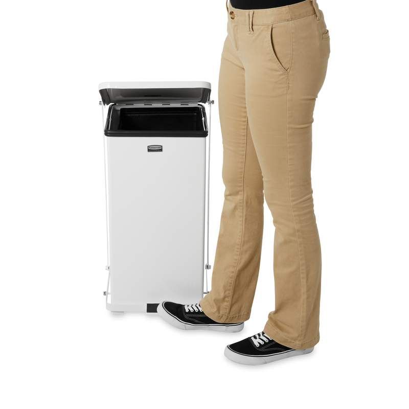 Rubbermaid Defenders acél pedálos szemetes 25L- fehér
