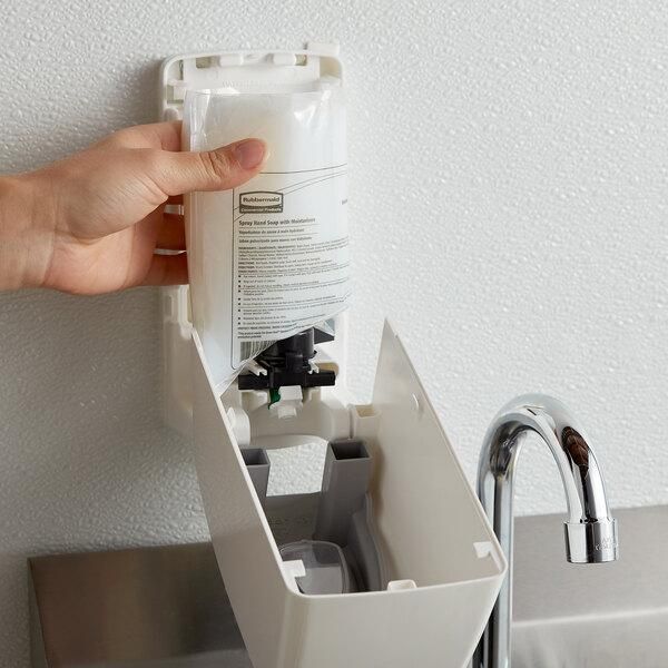 Rubbermaid 400ml-es nyomógombos spray adagoló