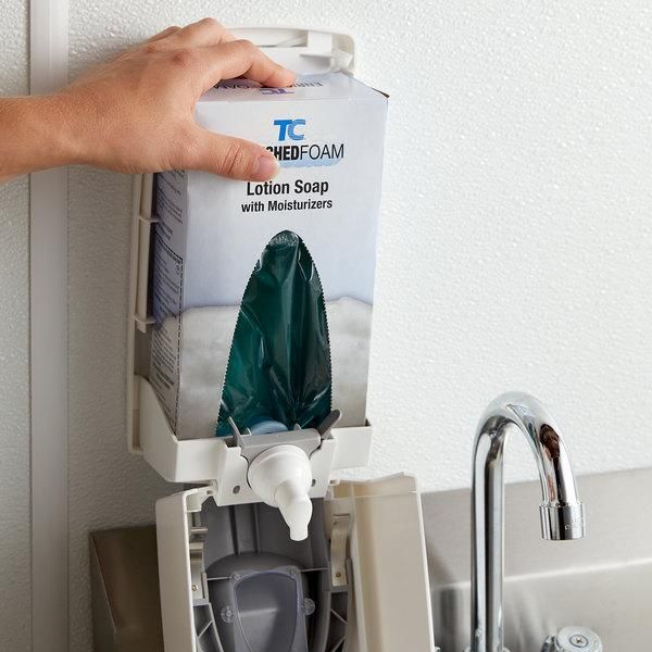 Rubbermaid nyomógombos műanyag habszappan adagoló 800ml