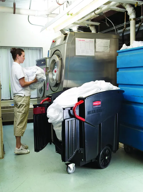 Rubbermaid Mega Brute- mobil szemét gyűjtő konténer- 450 l