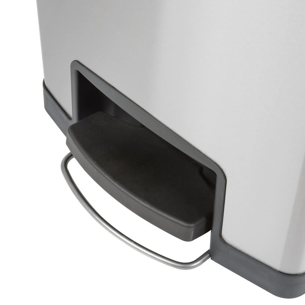 Rubbermaid Step-On rozsdamentes acél szemetes- fekete és metál-30L