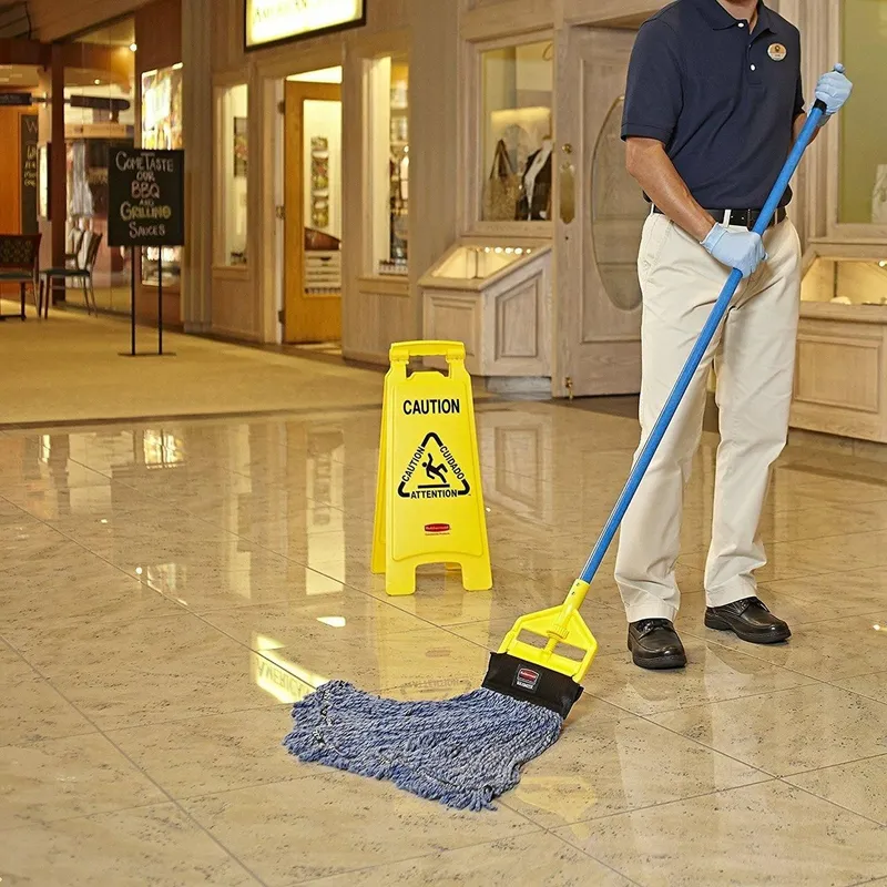 Rubbermaid csúszásveszély figyelmeztető tábla