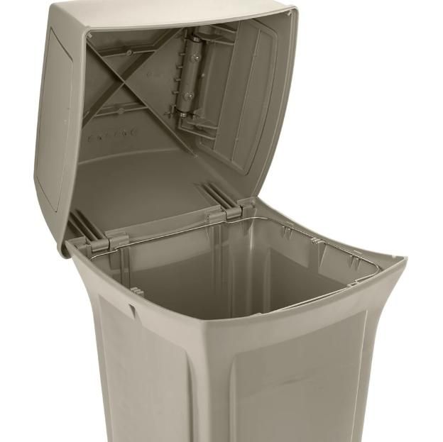 Rubbermaid Ranger kültéri szemetes, zárt 170,3L bézs