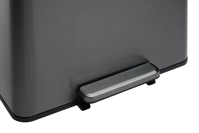 Rubbermaid Elite step-on rozsdamentes acél szemetes - 60L